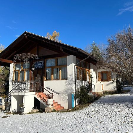La Villa Del Barone Predaia Exteriör bild