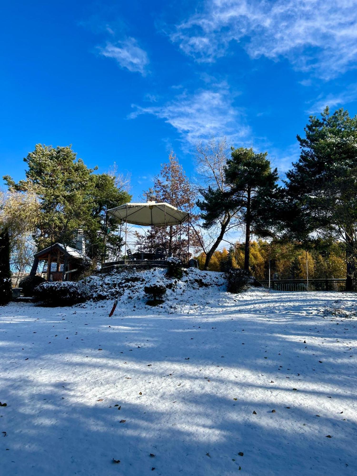 La Villa Del Barone Predaia Exteriör bild